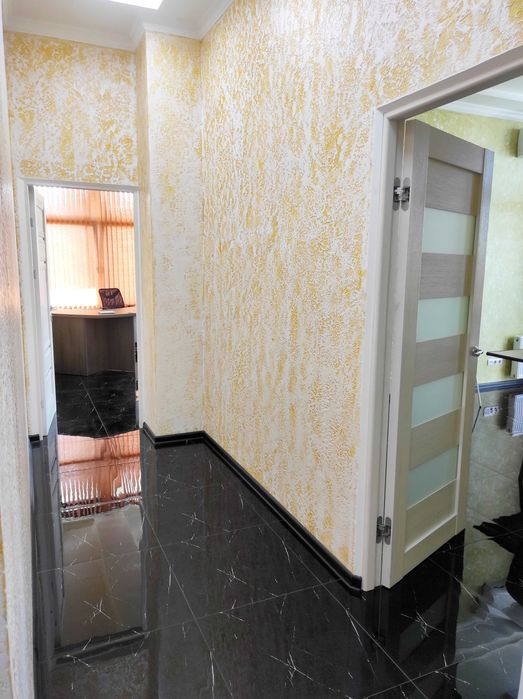 Сдам Офис 160 м2 на Греческой площади. 4 кабинета. С мебелью