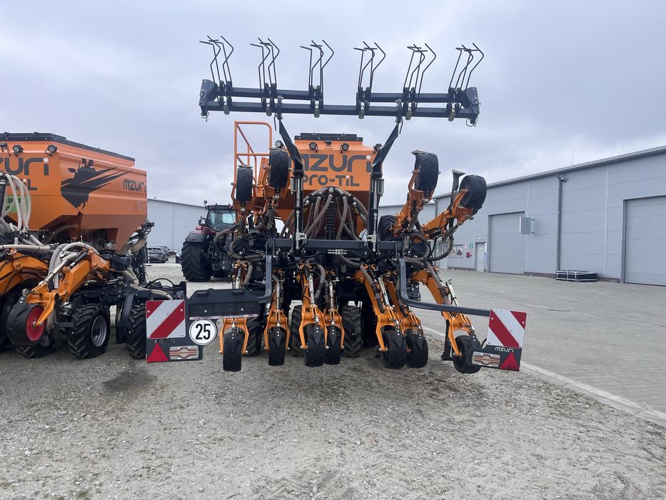 Mzuri Pro-Til 4t Select  WYPRZEDAŻ Strip till /stkczajkowski