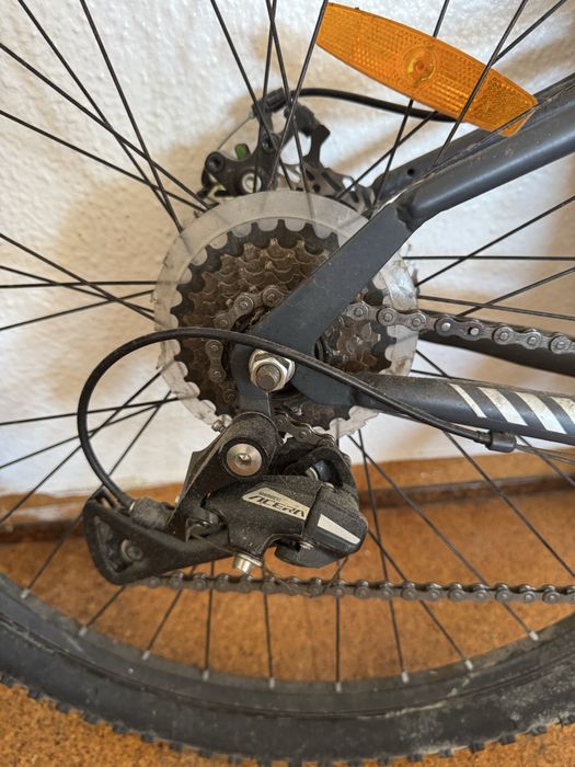 Bicicleta marcha nova