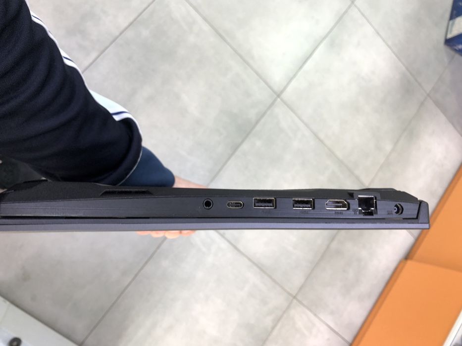 Ноутбук ASUS TUF FX506H