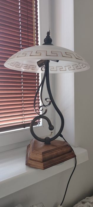 Komplet lamp (lampa podłogowa, żyrandol lampa na biurko)