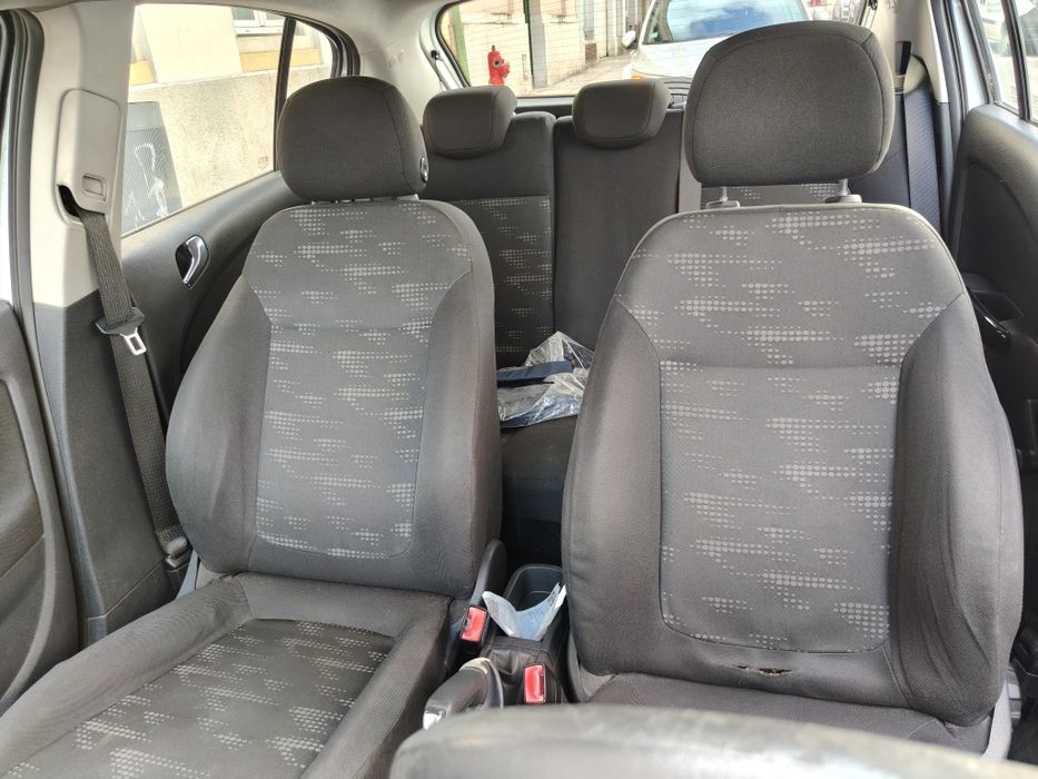 Opel Corsa 2012 Diesel em excelente estado.