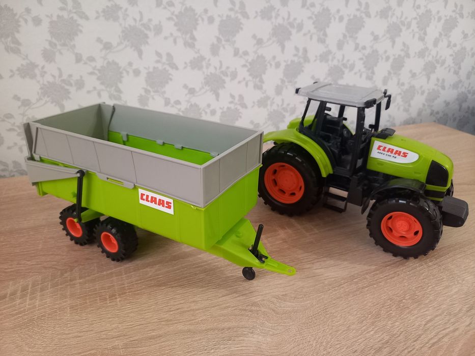 Трактор з причепом Claas від Dickie Toys