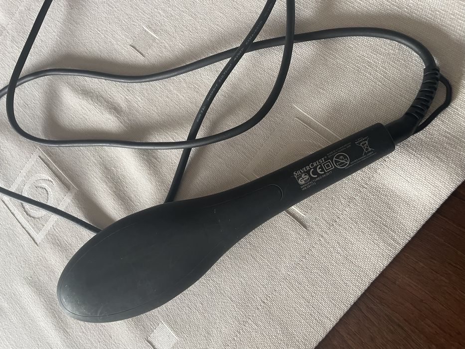 Elektryczna szczotka do prostowania włosów