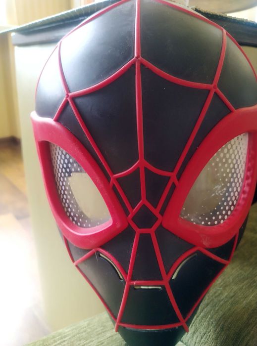 Маска для дітей  спайдермен