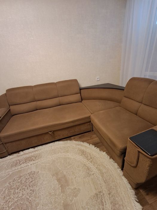 Кутовий розкладний диван