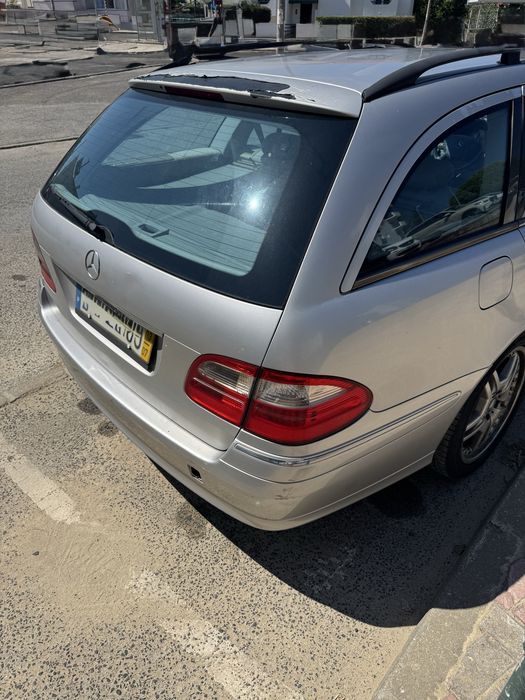 Mercedes-Benz E 220 — fotografia 5