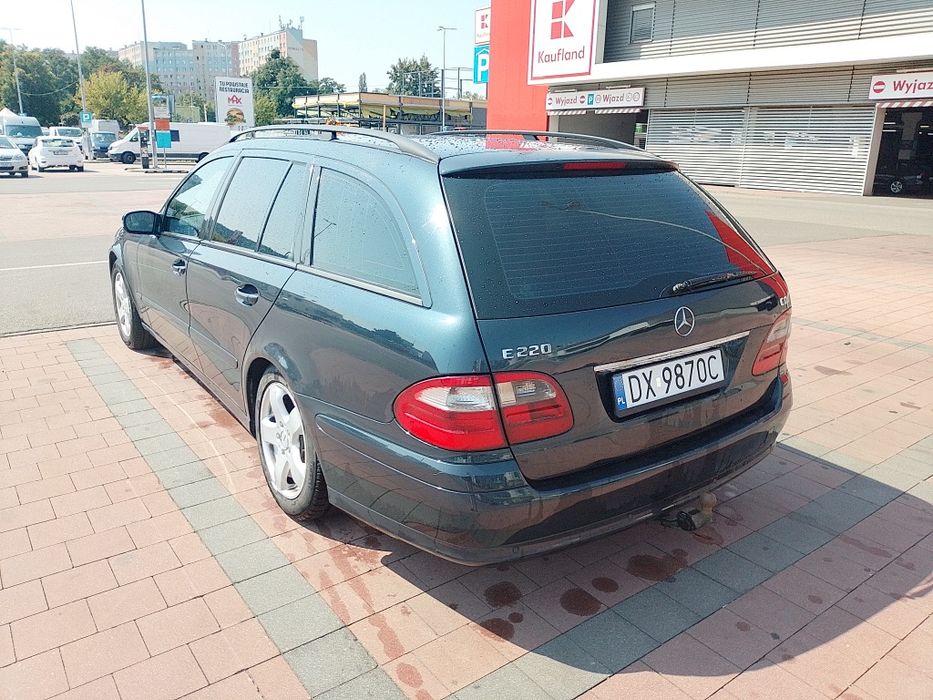 Mercedes W211 E220 CDI   OPŁATY NA ROK