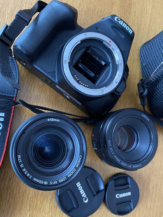 Canon 250d у відмінному стані