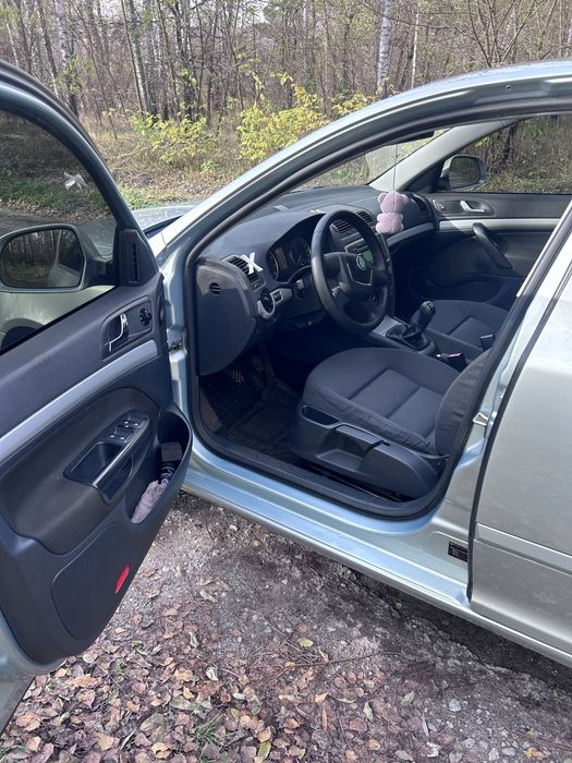 Продається Skoda octavia 1.6 mpi