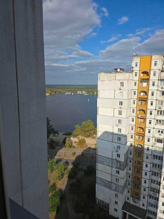 Есть бойлер, газ и интернет. Ты аккуратен? Ждем ответ!