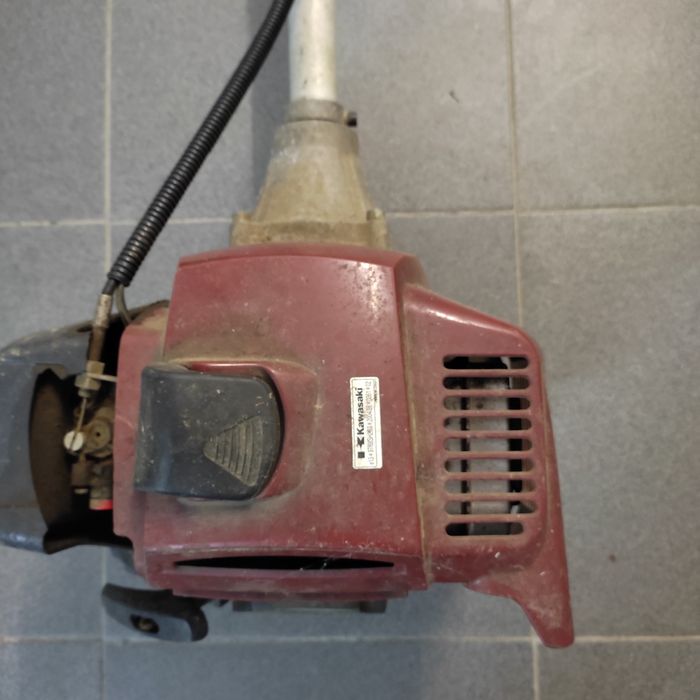 Roçadora Kawasaki EJ45e