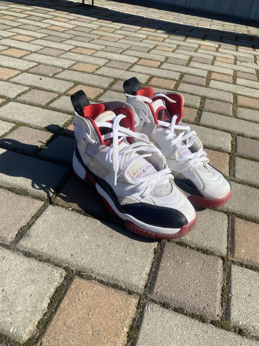 Кросівки jordan JUMPMAN TWO TREY