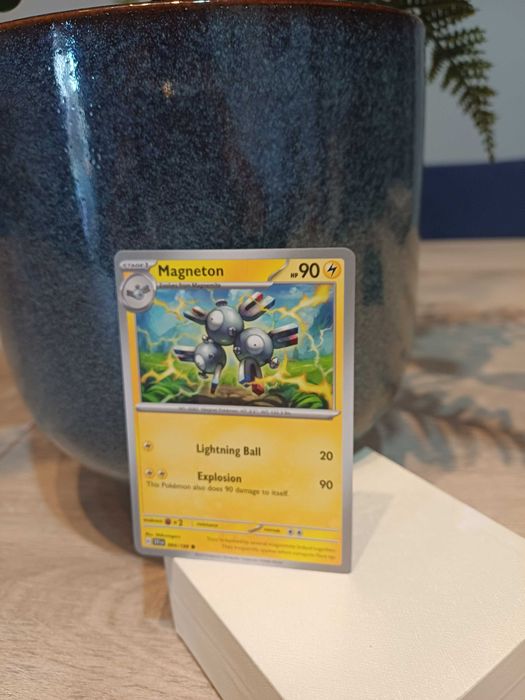 Carta Pokémon Magneton Pokemon Scarlet & Violet