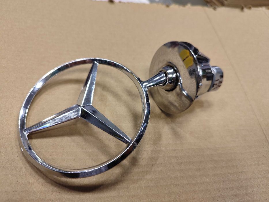 без предоплат новая звезда на капот мерседес Mercedes прицел на капот