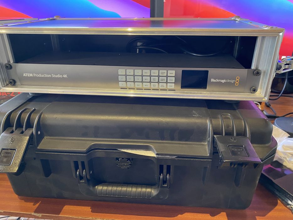 Câmera Canon XF305 Camcorder XF105 Blackmagic Studio 4K