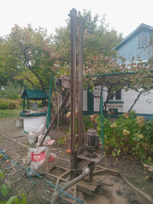 Буріння на воду / свердловини під ключ Київська область