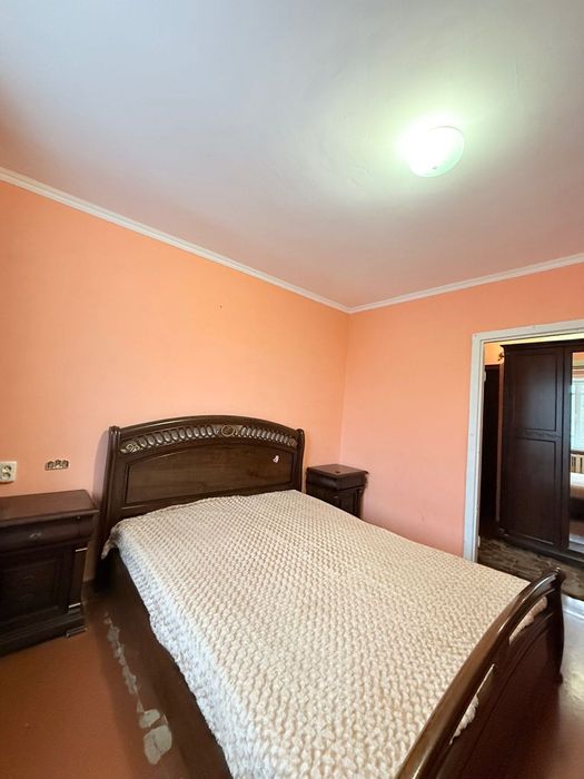 Продам 2к квартиру в центрі