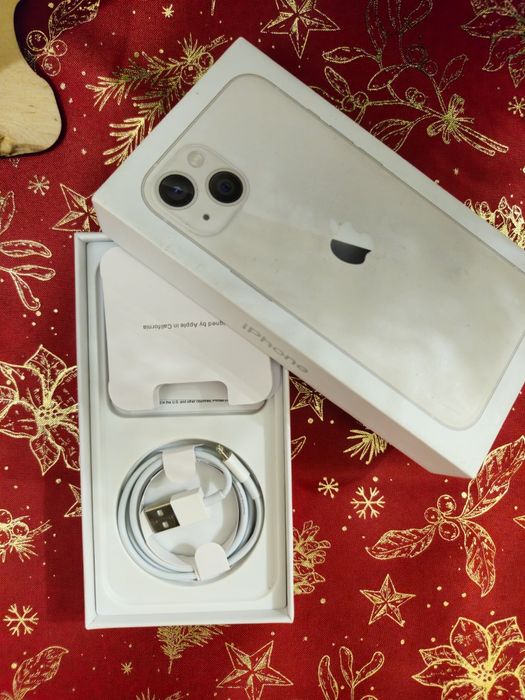 Продам Iphone 13