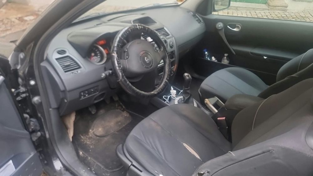 Vendo renault megane 2 1.5 cdi em bom estado