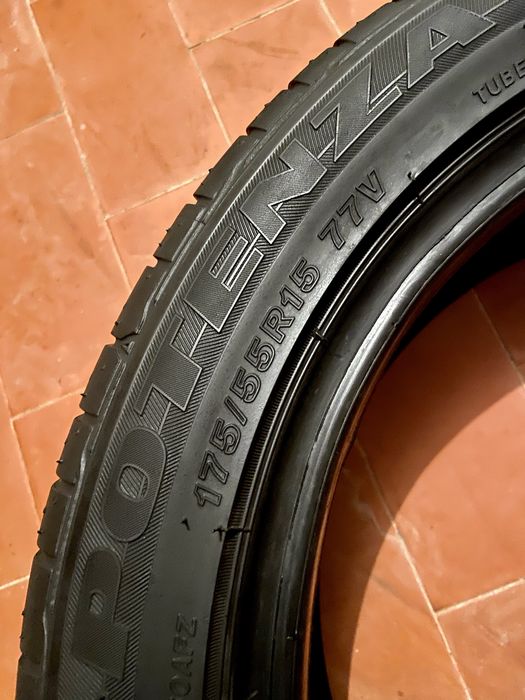175 55 R15 Bridgestone Potenza Pneus
