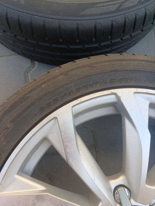 Felgi Audi 225/45/r17 ET35 ZAMIANA Renault Trafic Felgi +Opony