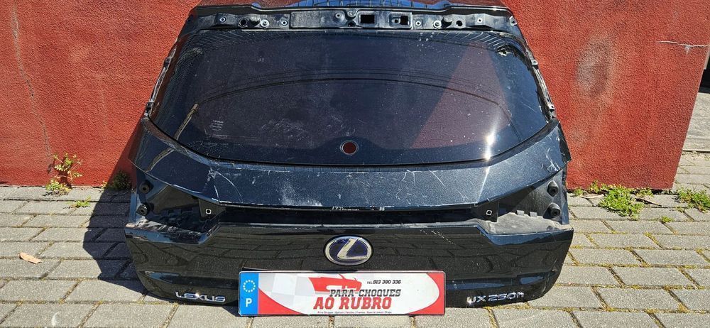Tampa da lexus ux 250 h