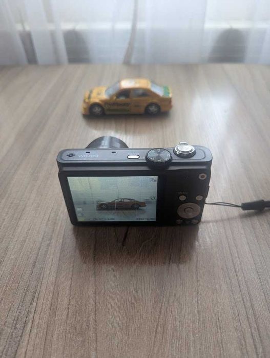 Фотоапарат Samsung WB-700