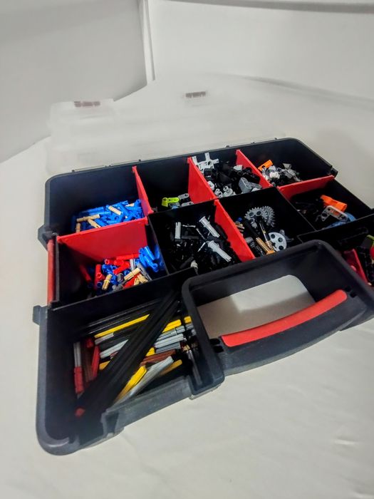 Zestaw konstrukcyjny Lego Technics na sprzedaż