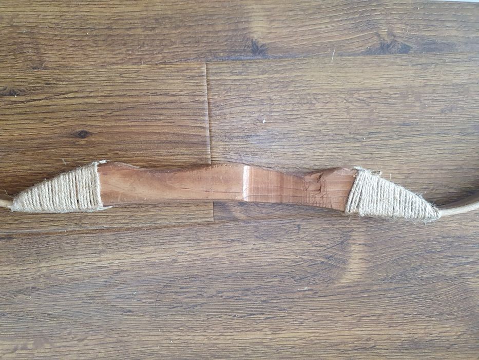 Łuk drewniany profilowany klasyczny plus strzała