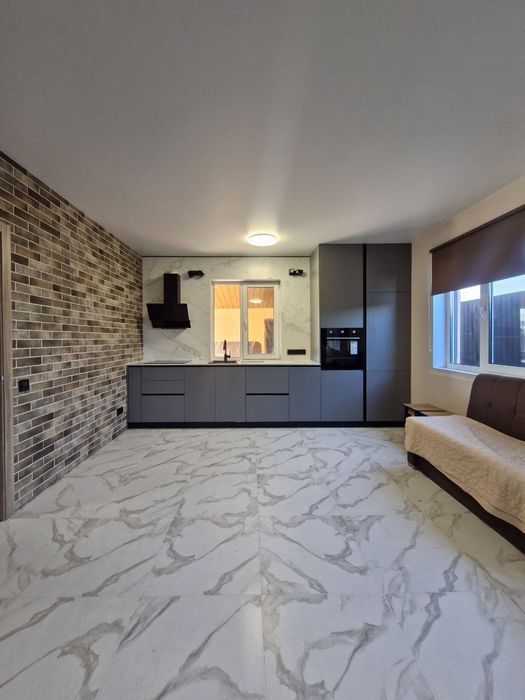 Продам будинок в селі Зазим'я