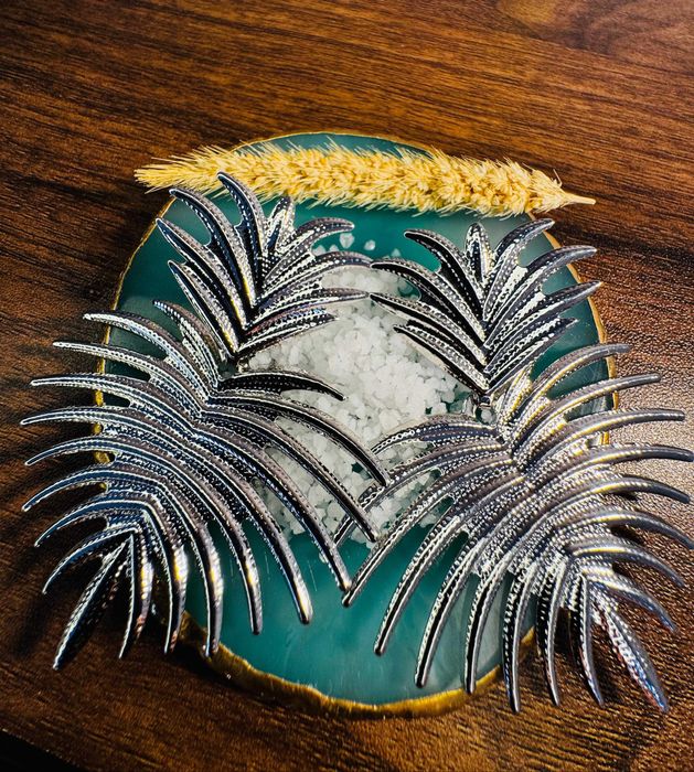 Brincos Dourados Festivos – Elegância que Brilha