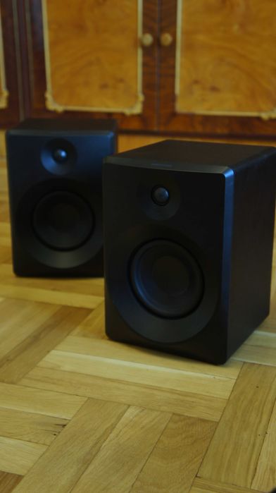 monitory Medion MD44925 140W
