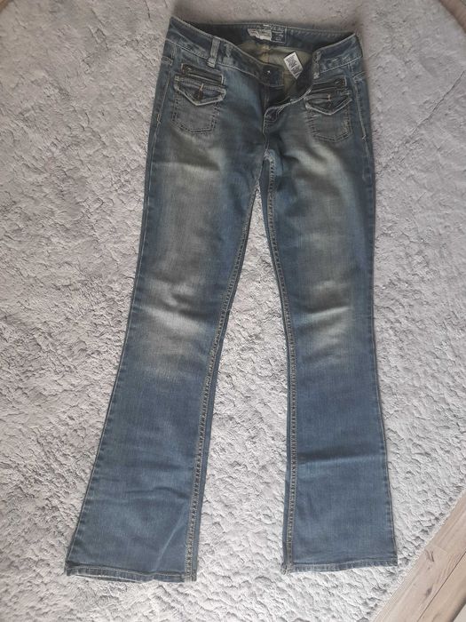 Jeansy, spodnie AEROPOSTALE rozmiar 1/2, dzwony