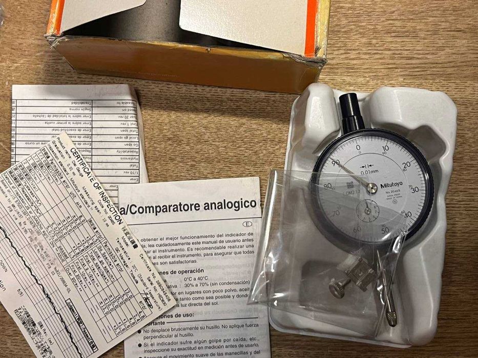 Mitutoyo 2046 S. Індикатор годинникового типу. 0,01мм.