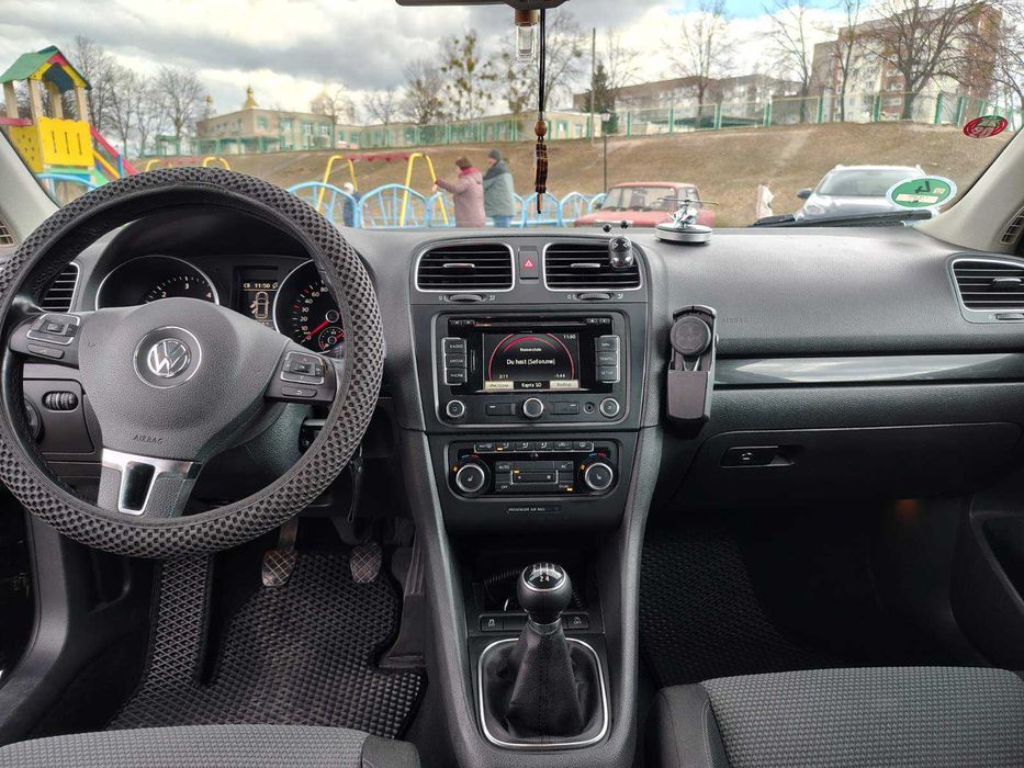 VW Golf VI  1,6tdi у дуже гарному стані