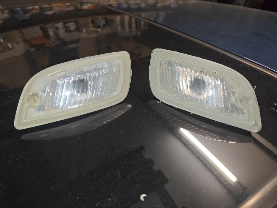 Farolins Hyundai coupé rd2  mínimos