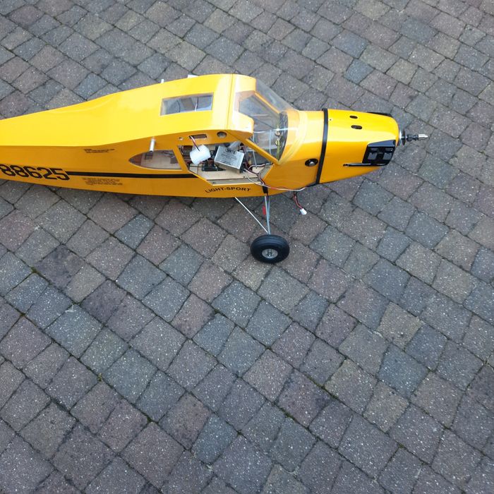 Model RC Piper Cub J3 firmy Seagull