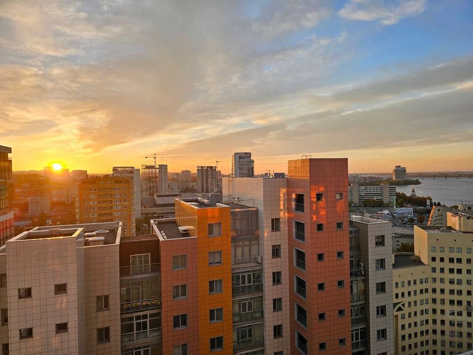 4 спальни, Терраса, Новый ремонт. Панорамный вид. Продам квартиру.