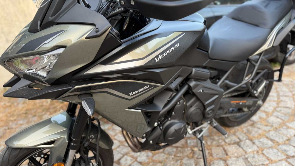 Kawazaki Versys 650 Semi-Nova