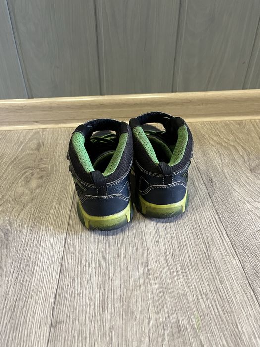 Ботінки мигаючі