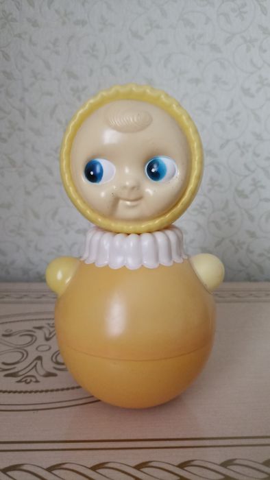 Музична вінтажна іграшка Неваляшка ретро часів СССР (кукла-качалка)