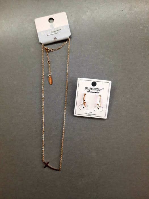 Zestaw kolczyki + naszyjnik krzyż krzyżyk stal chirurgiczna Blueberry