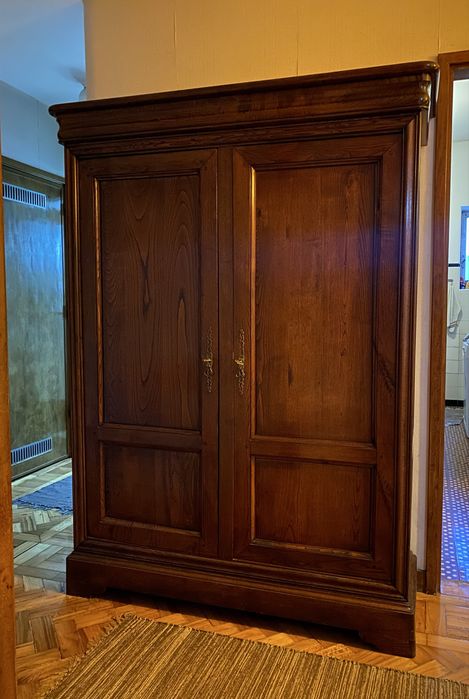 Movel Roupeiro Madeira Mogno