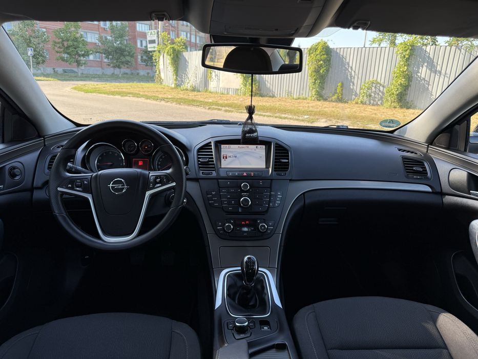 Opel Insignia з Німеччини Розмитнена