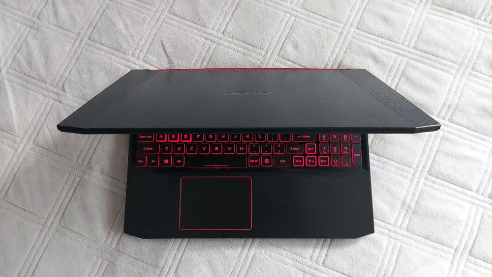 Acer Nitro Gaming =144Hz IPS= GTX1650Ti 2xSSD