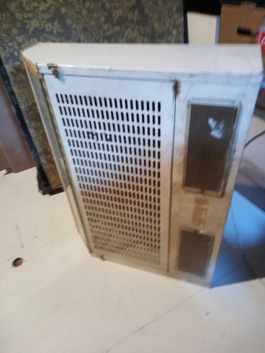 okap kuchenny solidny dobry stan