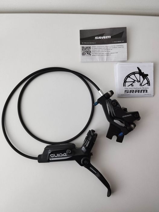 Przedni hamulec hydrauliczny SRAM Guide T 4 tłoczki z adapterem