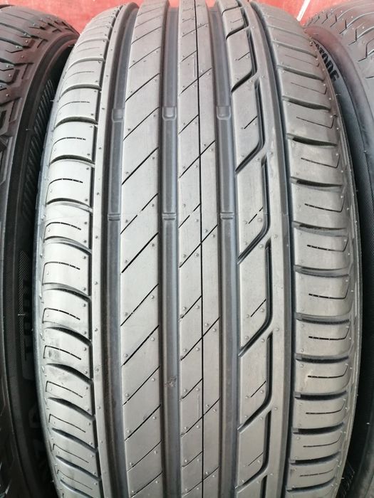 215/50/18 R18 BRIDGESTONE TURANZA T0001 4шт ціна за 1шт літо шини