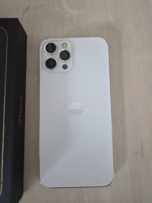 iPhone 12 Pro Max 512GB + Apple Watch Series 8 41mm
